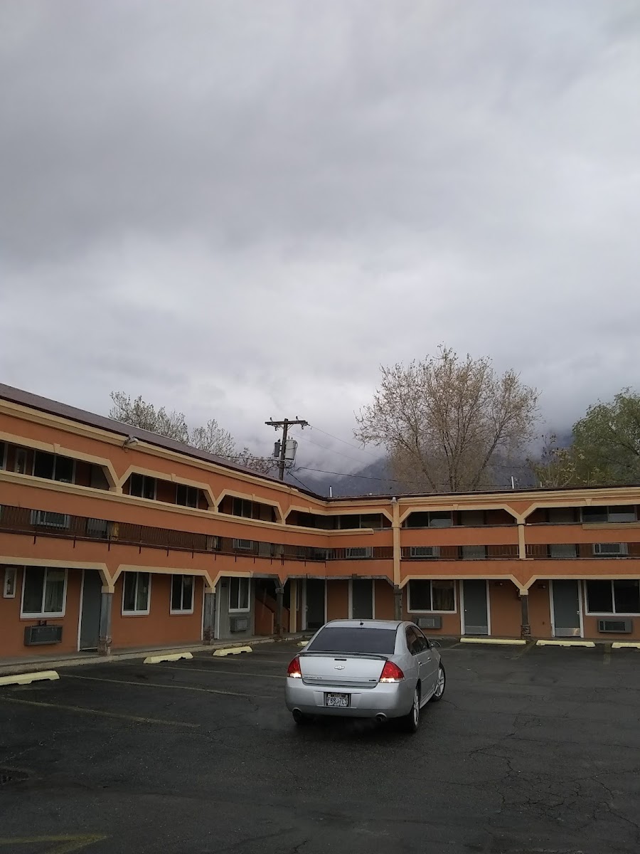 Provo Inn & Suites